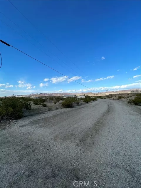 Needles, CA 92363,26 LOT # Thuderbird LN