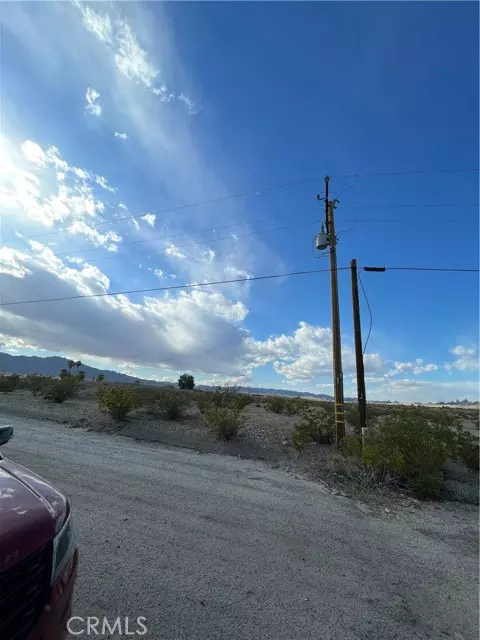 Needles, CA 92363,26 LOT # Thuderbird LN