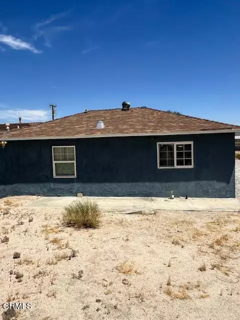 Joshua Tree, CA 92252,64873 Chollita RD