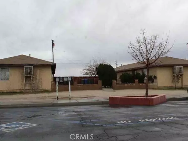 2556 Diamond ST, Rosamond, CA 93560