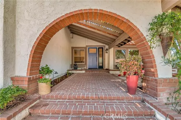 Agoura Hills, CA 91301,28604 Eagleton ST