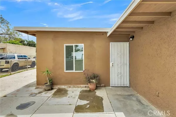 Jurupa Valley, CA 92509,5286 Odell ST