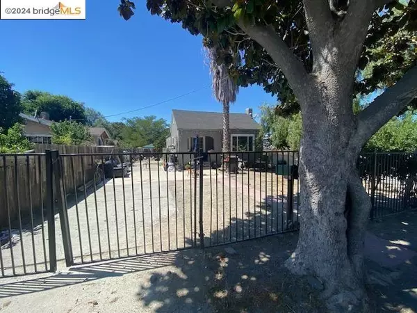 Bay Point, CA 94565,24 Mountain View Ave