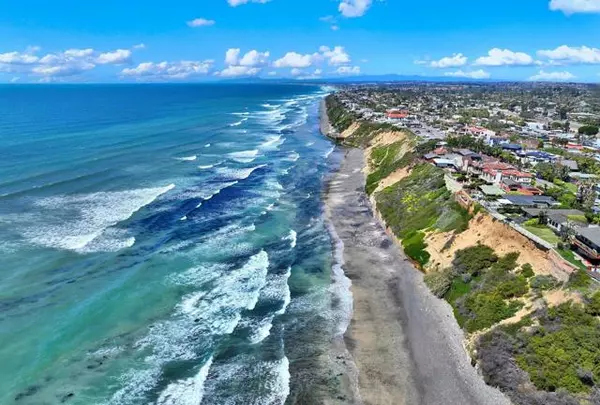 Encinitas, CA 92024,740 742 N Coast Highway 101