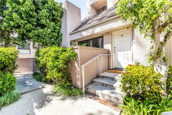 15171 Magnolia BLD A, Sherman Oaks, CA 91403