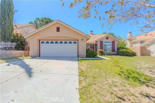 2432 Desert Oak DR, Palmdale, CA 93550