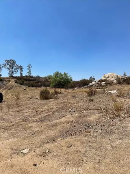 35575 Clothier RD, Hemet, CA 92544