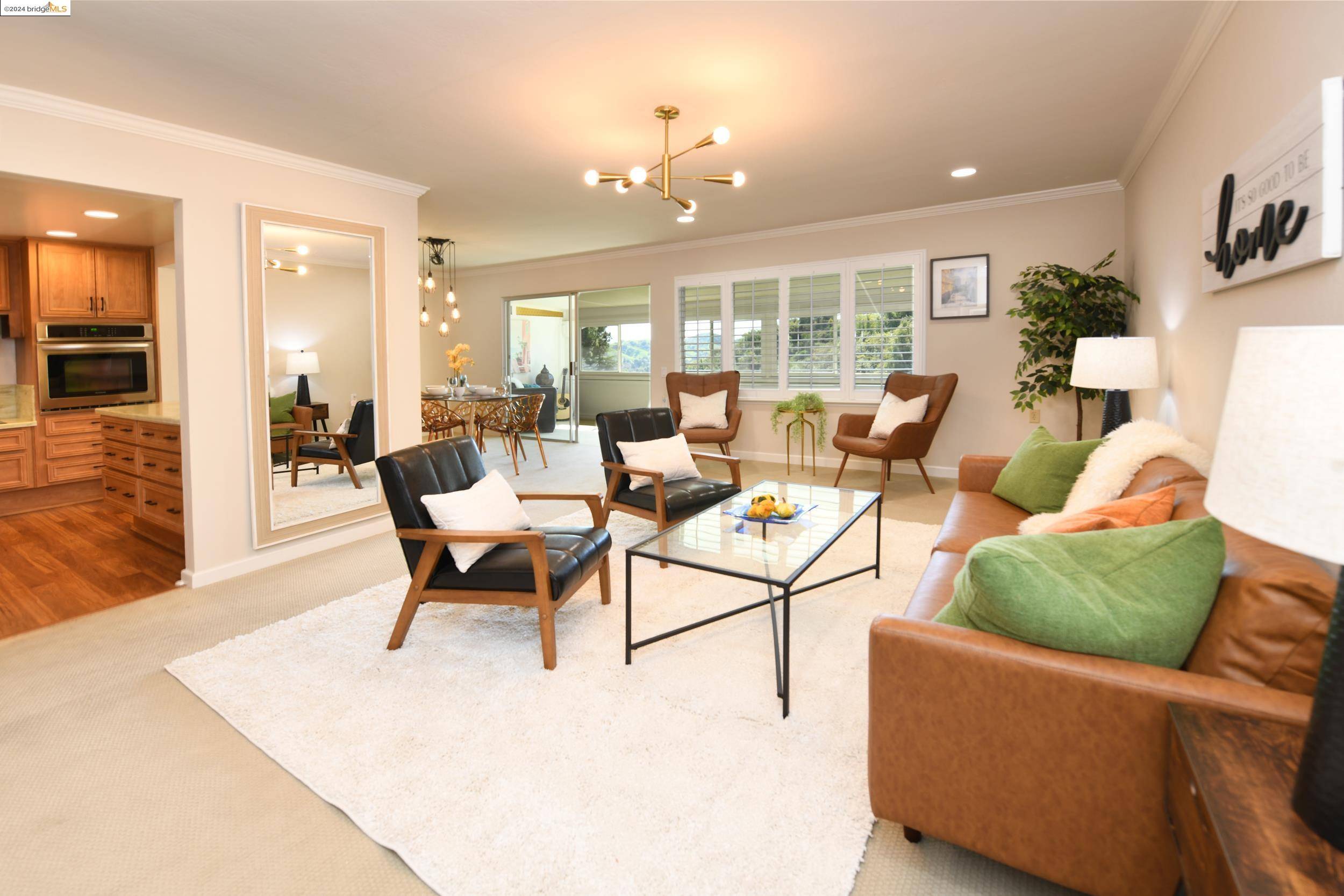 1910 Skycrest Dr 5, Walnut Creek, CA 94595