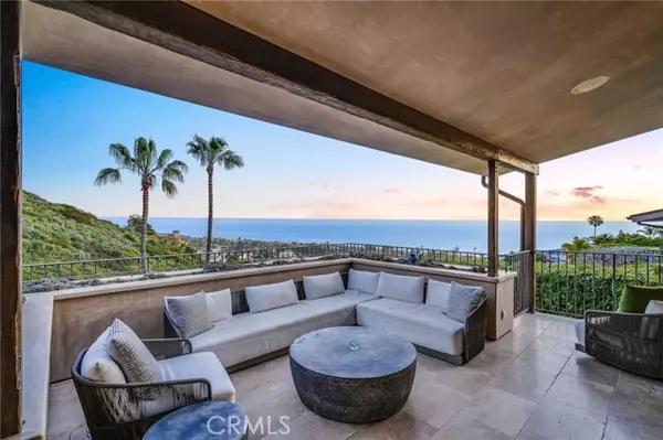 Laguna Beach, CA 92651,715 Mystic WAY