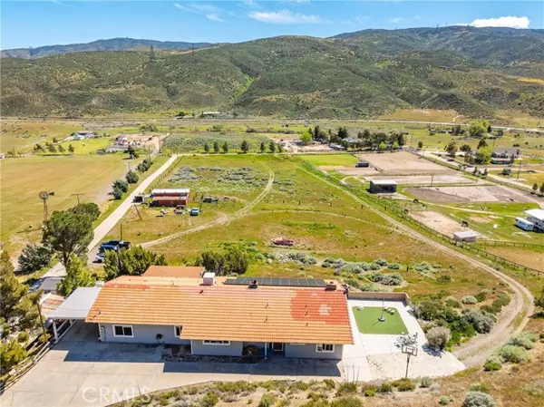 Leona Valley, CA 93551,5605 Elizabeth Lake RD