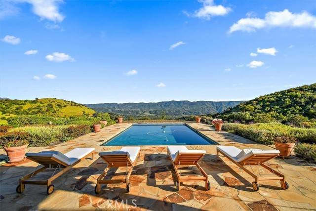 Ojai, CA 93023,2835 Hermitage RD