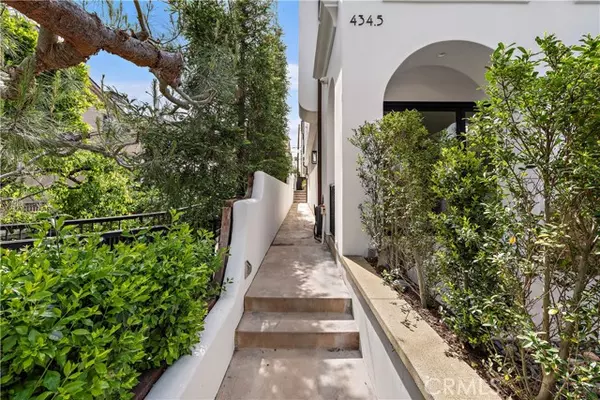 Corona Del Mar, CA 92625,434 1/2 Dahlia AVE