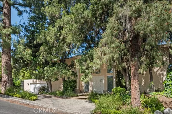 Tarzana, CA 91356,4931 Tarzana Woods DR