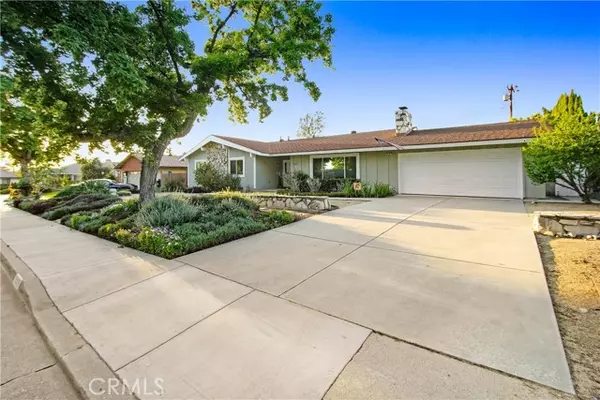 Claremont, CA 91711,1015 Emory DR