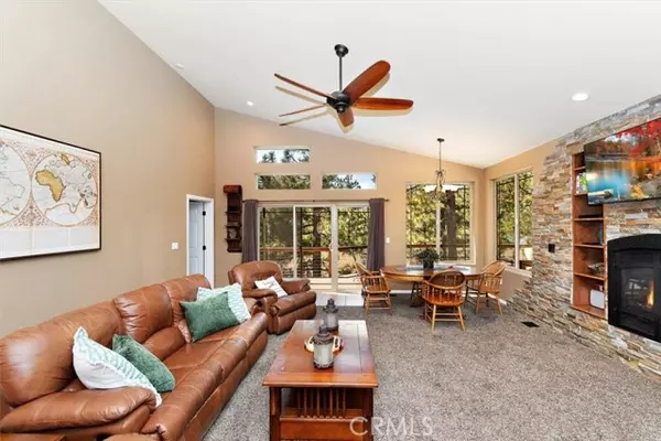 Big Bear Lake, CA 92315,39080 Waterview DR