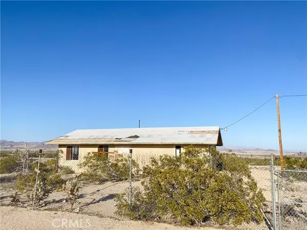 Twentynine Palms, CA 92277,1561 Shoshone Valley RD