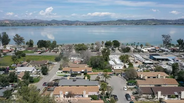 Lake Elsinore, CA 92530,33081 Esther ST