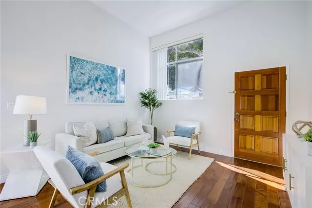 1304 Berkeley ST 3, Santa Monica, CA 90404