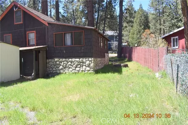 Wrightwood, CA 92397,1426 Betty ST