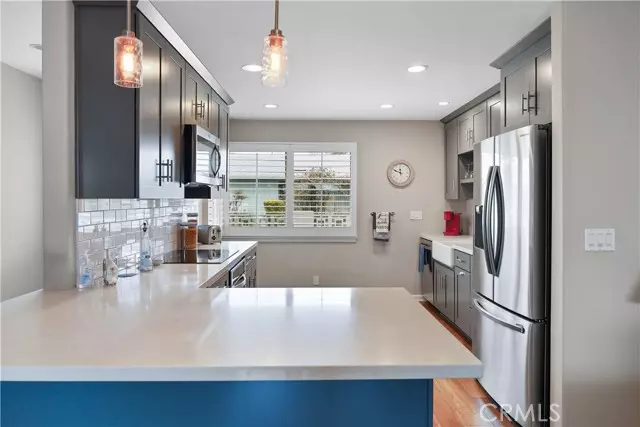 240 E Fiesta, Port Hueneme, CA 93041