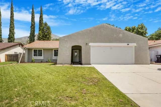 Highland, CA 92346,2673 Mercedes AVE