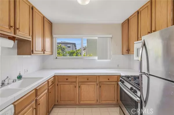 Santa Monica, CA 90405,2033 Euclid ST 6