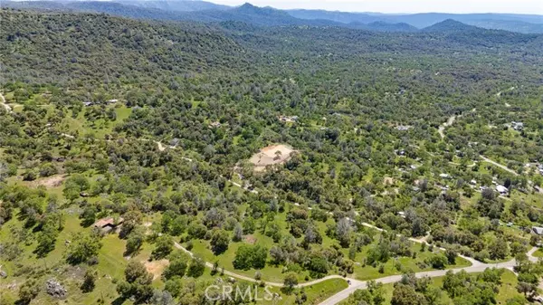 Mariposa, CA 95338,4872 Hirsch RD