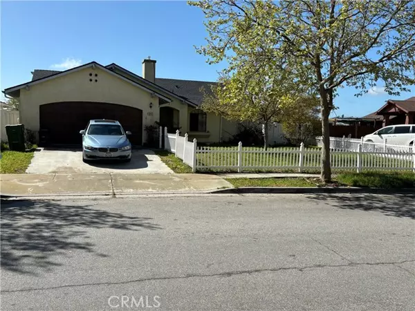 1043 Pioneer Trail RD, Paso Robles, CA 93446