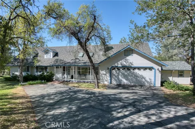 41041 Jean RD, Oakhurst, CA 93644