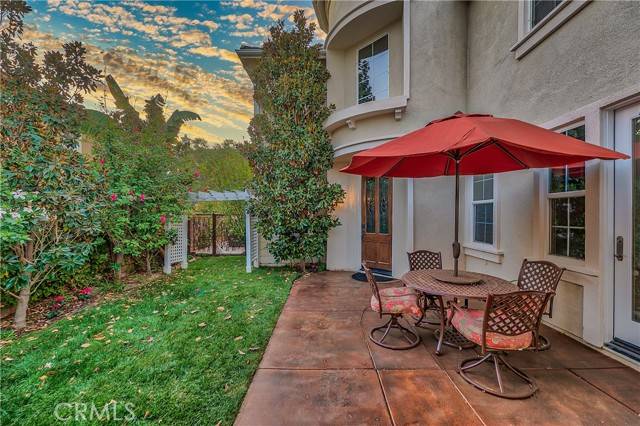 Valencia, CA 91354,29345 Hacienda Ranch CT
