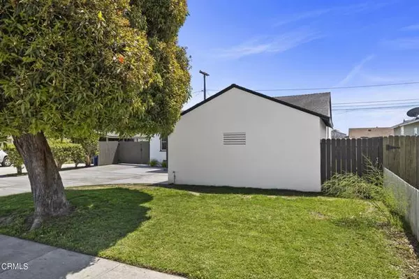 Port Hueneme, CA 93041,812 E Pleasant Valley RD