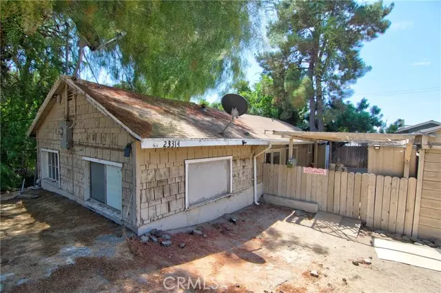 23314 Raymond ST, Chatsworth, CA 91311