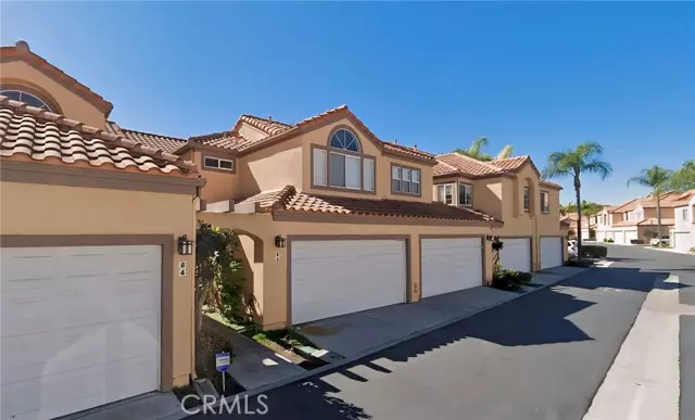 86 Via Athena 1, Aliso Viejo, CA 92656