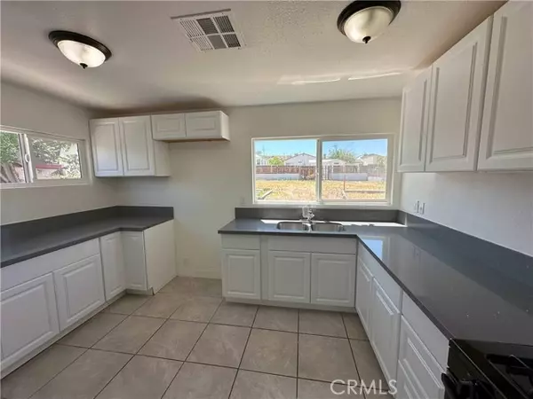 Barstow, CA 92311,830 Nancy ST