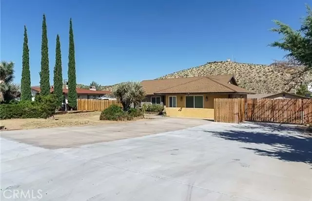 57866 Desert Gold DR, Yucca Valley, CA 92284