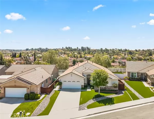 39692 Clos Du Val, Murrieta, CA 92563