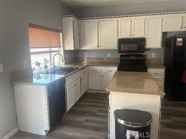 Victorville, CA 92392,12530 Loma Verde DR