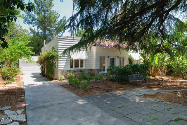 2804 Lincoln AVE, Altadena, CA 91001