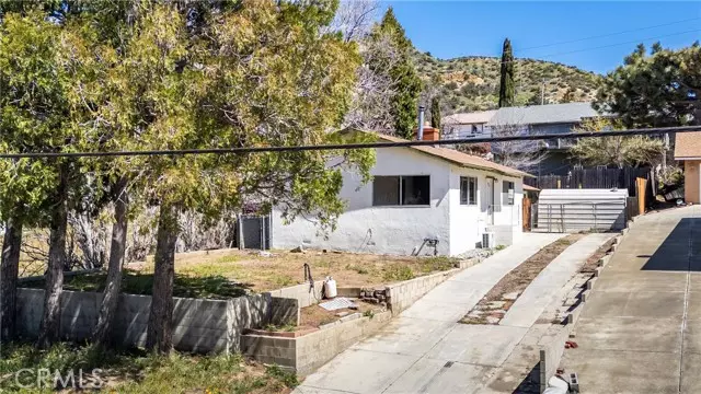 14981 Elizabeth Lake RD, Lake Hughes, CA 93532