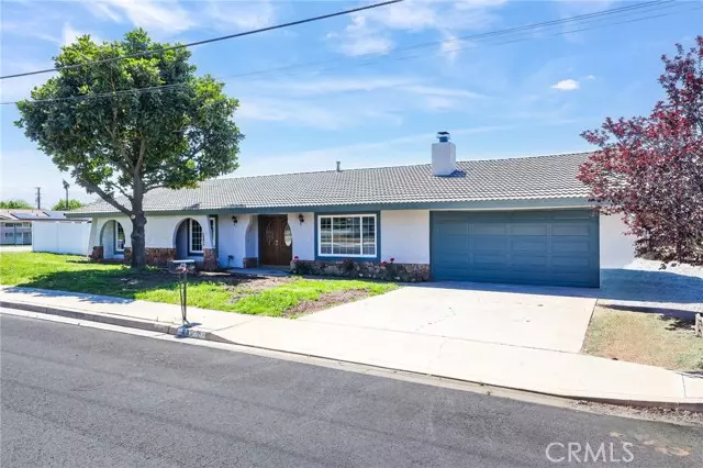 885 E 12th ST, Beaumont, CA 92223