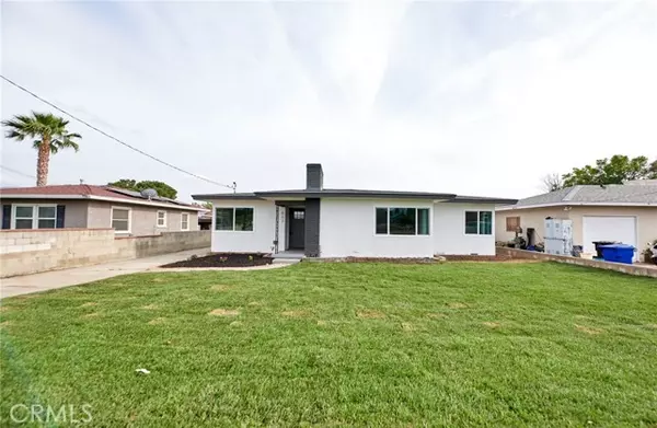 633 W Randall AVE, Rialto, CA 92376