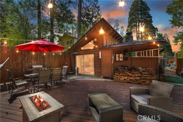 683 Cedar LN, Crestline, CA 92325