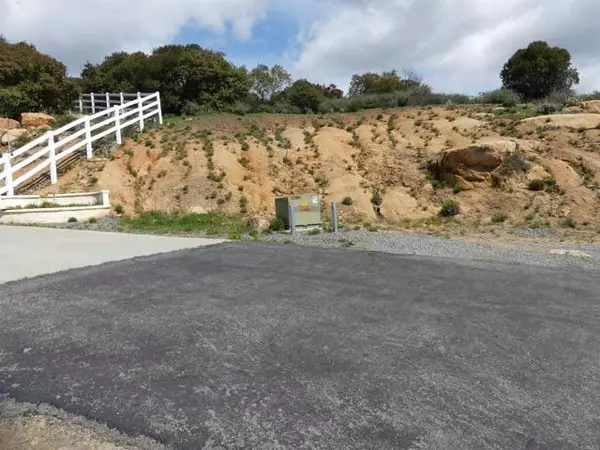 Murrieta, CA 92562,0 Celine CV