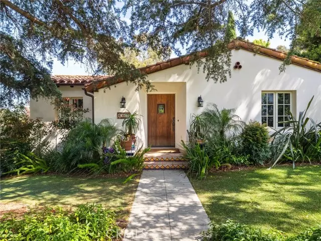 Palos Verdes Estates, CA 90274,4177 Via Solano