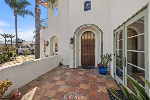 San Clemente, CA 92672,240 Avenida Rosa B