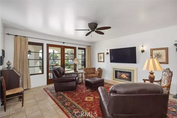 San Clemente, CA 92672,240 Avenida Rosa B