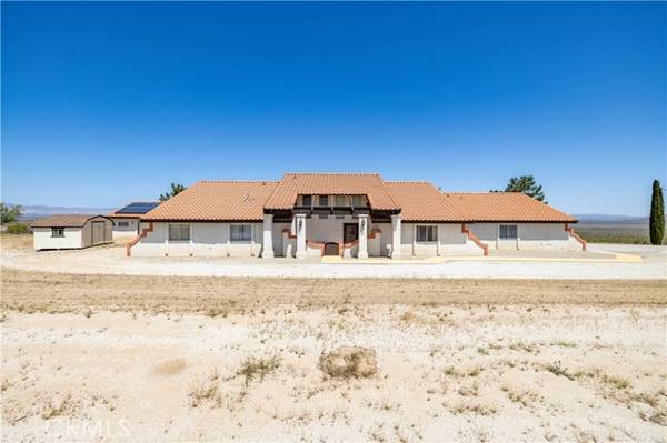 9532 Crest RD, California City, CA 93505