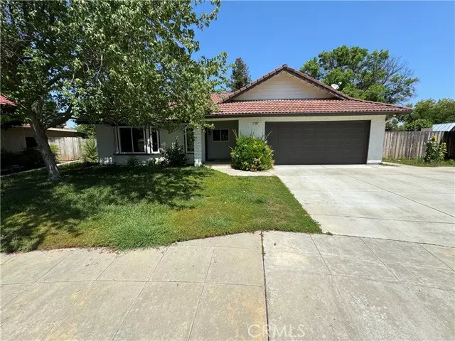 909 Mckelvy AVE, Clovis, CA 93611