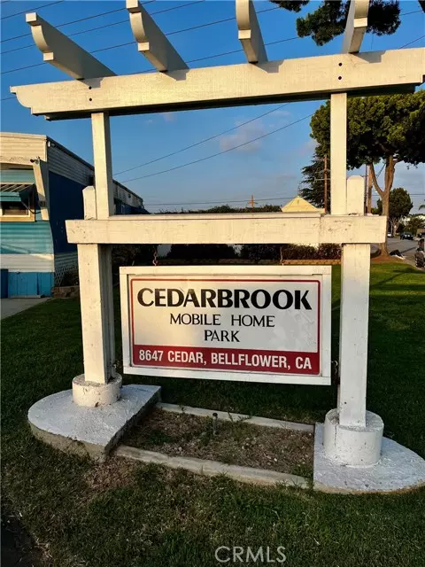 Bellflower, CA 90706,8647 Cedar 8