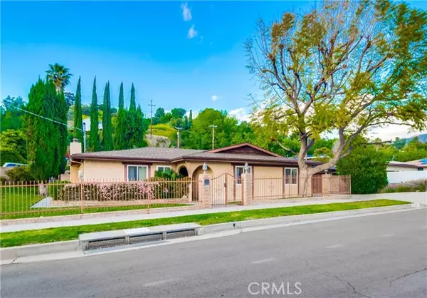 Sunland, CA 91040,7939 Ellenbogen ST